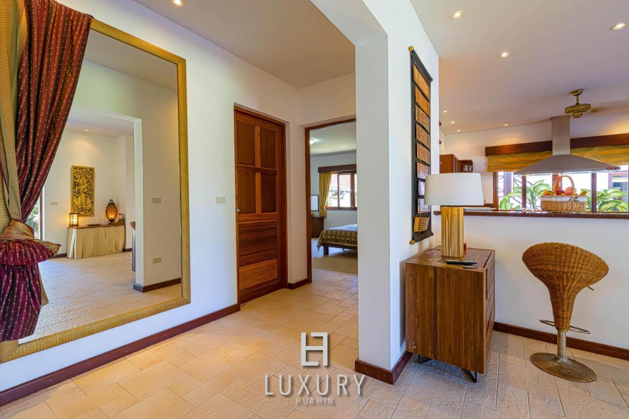 5 Bedroom Bali Style Mansion Wl2 HHQ Exterior foto