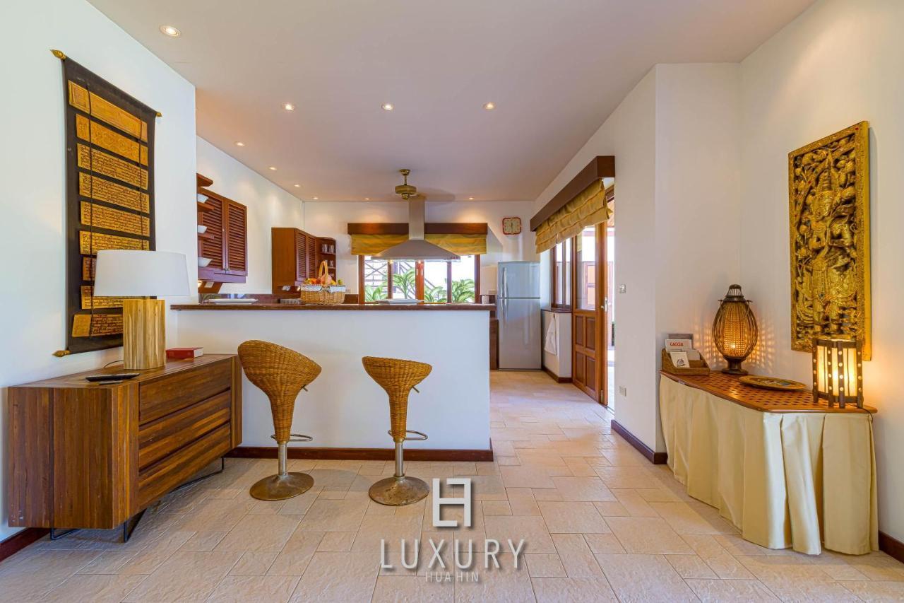 5 Bedroom Bali Style Mansion Wl2 HHQ Exterior foto